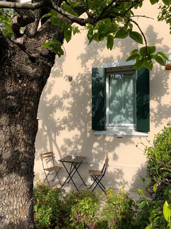 Clara'S Place Apartman Mestre Kültér fotó